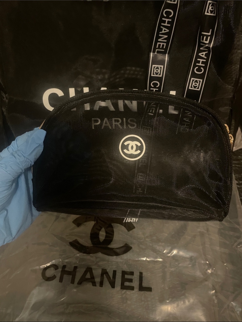 VIP Paris Black Mesh Tote with Small Pouch - Picture 3 of 17